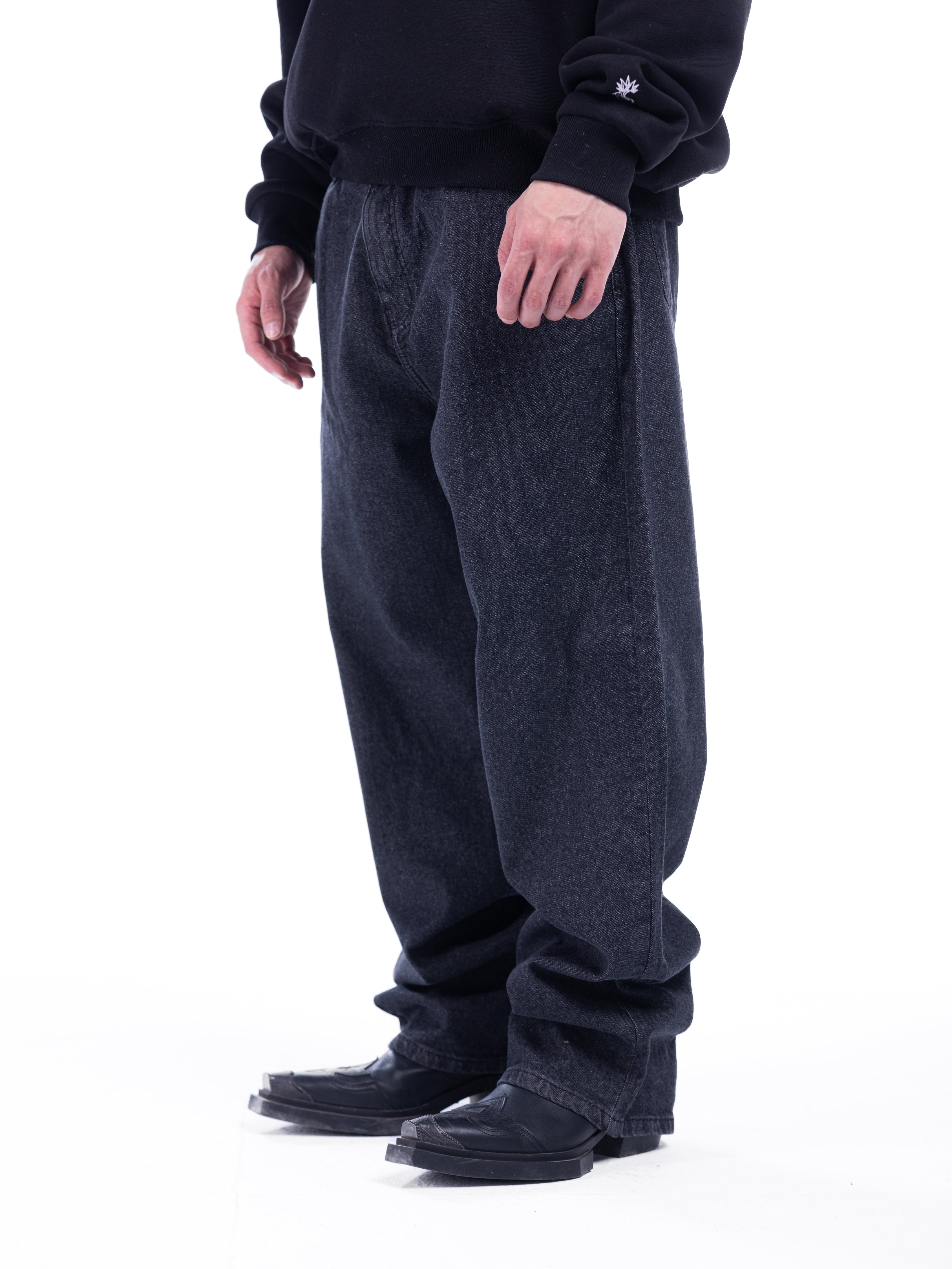 SPESHELL BLACK JEANS