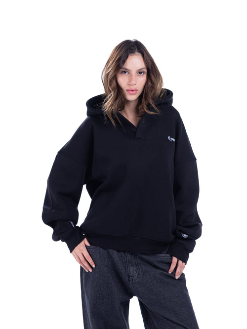 BLACK BASIC HOODIE